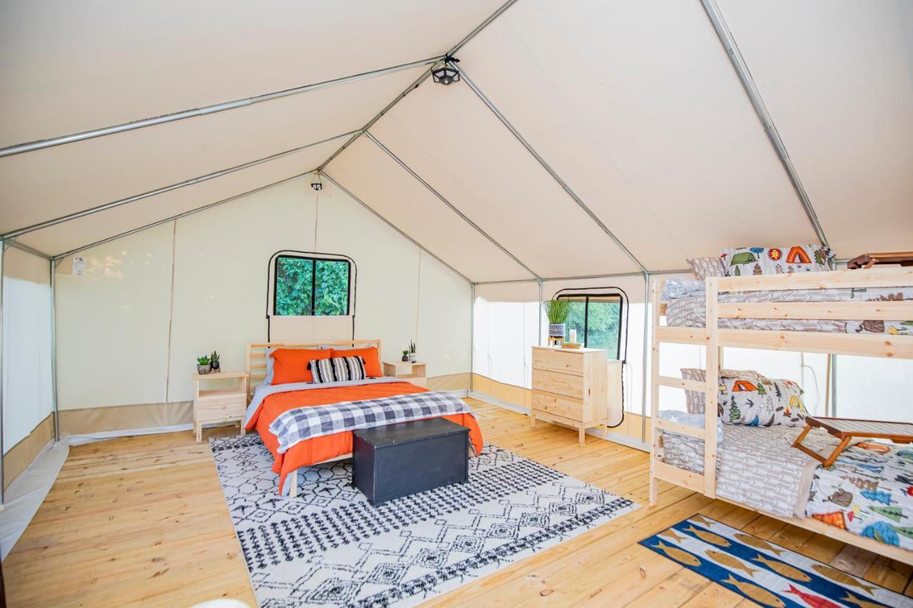 Roaring River Luxury Glamping #3 Cassville Exterior photo